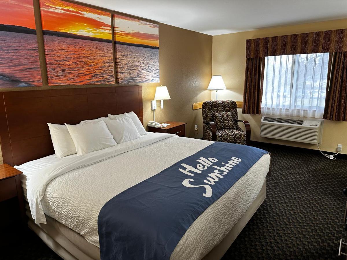 Days Inn By Wyndham Imlay City Bagian luar foto